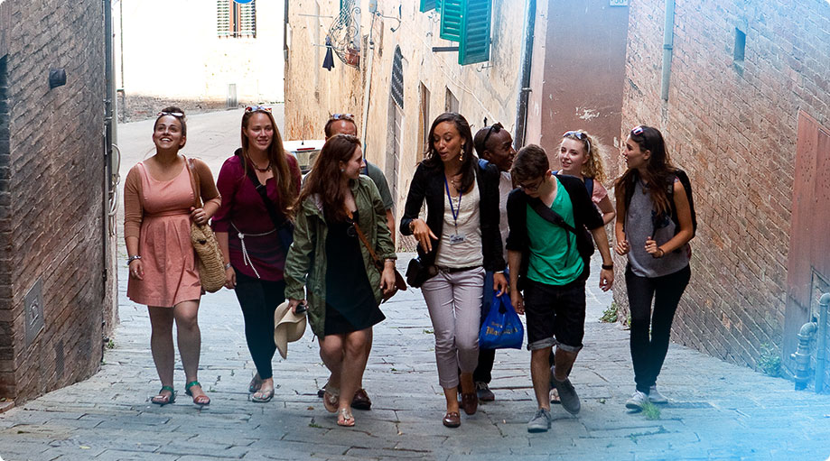 students exploring Munich Residenz